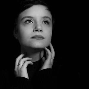 Meet your Posher, Eimíle